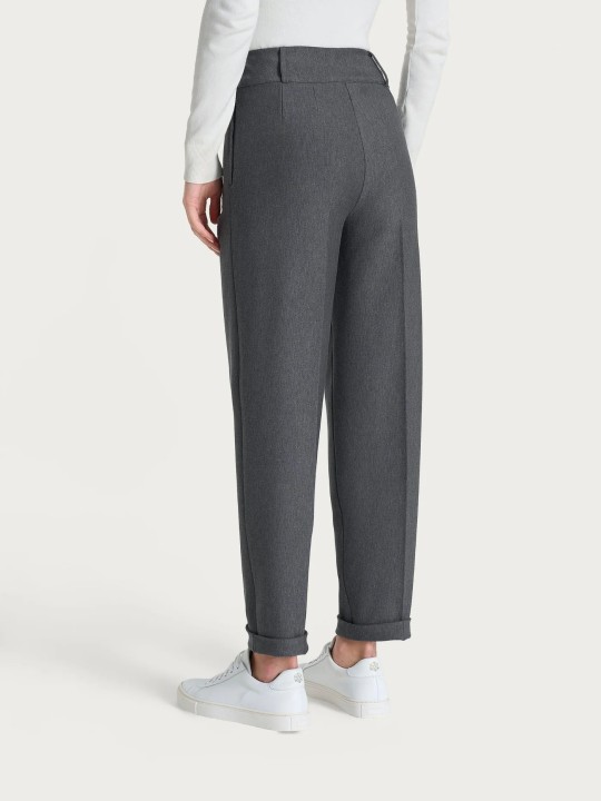 Pantalone a carota con tasche DO16PF