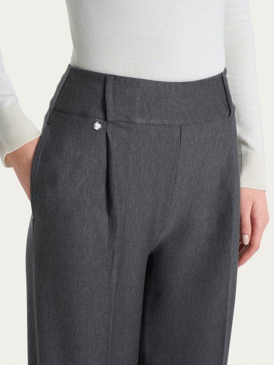 Pantalone a carota con tasche DO16PF